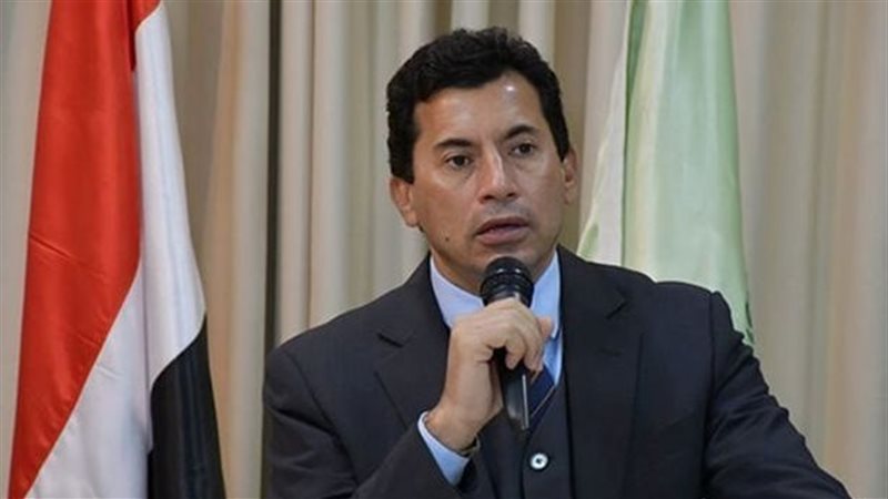 وزير الشباب والرياضة