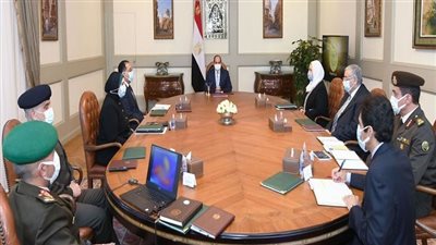  الرئاسة في أسبوع: السيسي يتابع الموقف التنفيذي لإنشاء مجمع صناعي للأطراف الصناعية.. الحفاظ على البيئة ومشروعات الهيئة الهندسية ويتفقد عددا من المركبات.. زيارة تاريخية للكنيسة للتهنئة بعيد الميلاد