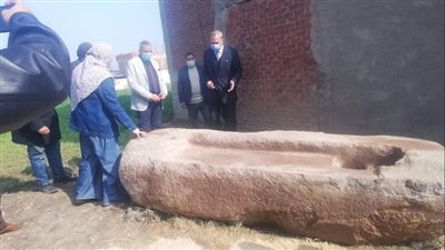 العثور على حجر أثري يعود لعصر رمسيس الثانى بالقناطر الخيرية