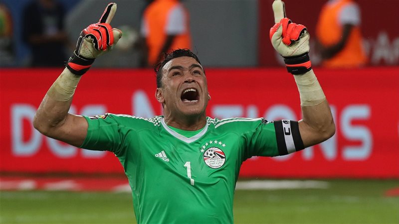 عصام الحضري مدرب
