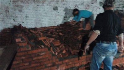 إزالة ٤ مقابر مقامة علي الأراضي الزراعية بكفر شكر في القليوبية