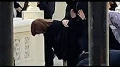 إلهام شاهين عن ظهورها بدون حجاب أثناء صلاة جنازة مها أبو عوف: ما كنتش واخدة بالي