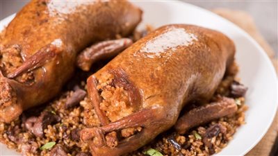 اعزم ضيوفك بقلب جامد.. طريقة عمل الحمام بالفريك 