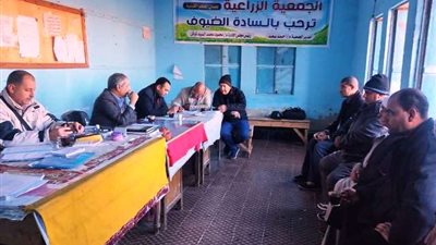 مدرسة حقلية عن زراعة البنجر لمزارعي صان الحجر القبلية بالشرقية 