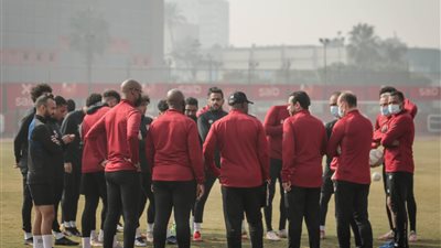 مران الأهلي| موسيماني يقود تدريبات الفريق ويجتمع باللاعبين