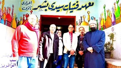 وكيلا منطقة الإسكندرية يتفقدان بدء امتحانات النقل الابتدائي والإعدادي 