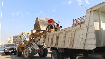 استمرار حملات إزالة الإشغالات اليومية بمدينة 6 أكتوبر 
