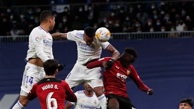 ريال مدريد يتقدم 0/1 على فالنسيا في الشوط الأول بالليجا