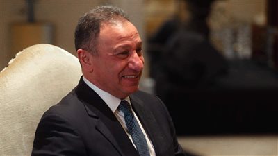 الخطيب يوجه الشكر للإمارات على هامش تسلمه جائزة محمد بن راشد آل مكتوم