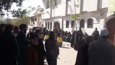 الآلاف يحتشدون لتشييع جثمان المستشارة تهاني الجبالي من مسقط رأسها بطنطا | فيديو 