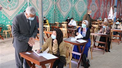 رئيس جامعة المنوفية يتفقد سير امتحانات الفصل الدراسي الأول| صور