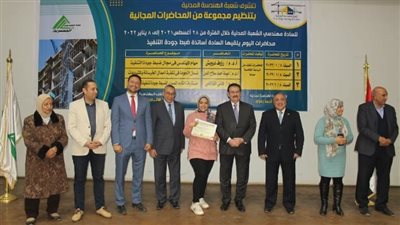 أستاذ هندسة: تشييد مشروعات البنية التحتية على أساس عمر افتراضي 120 عامًا