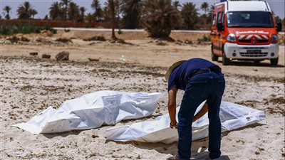 انتشال جثة طفل مهاجر قبالة سواحل جزيرة ناكسوس اليونانية