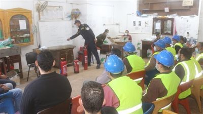 الداخلية تعقد ندوات توعوية للعاملين بالمصانع فى مجال الحرائق 