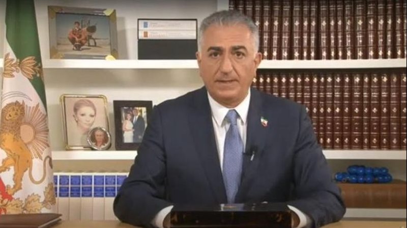 نجل شاه إيران الأمير