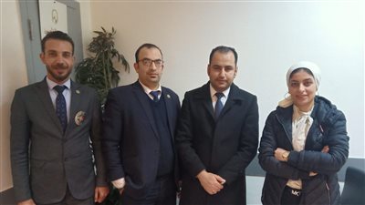 ضبط أدوية ومستحضرات تجميل داخل علب شوكولاتة وسجائر بمطار القاهرة