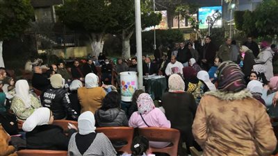 أعضاء نادي محافظة الفيوم يحتجون على منع أبنائهم من التدريب بحمام السباحة