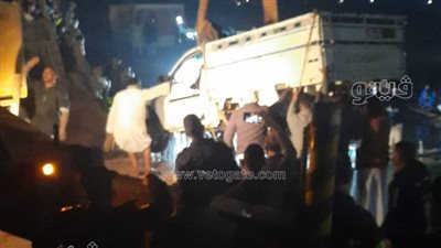 أول صور لانتشال سيارة معدية الجيزة من النيل