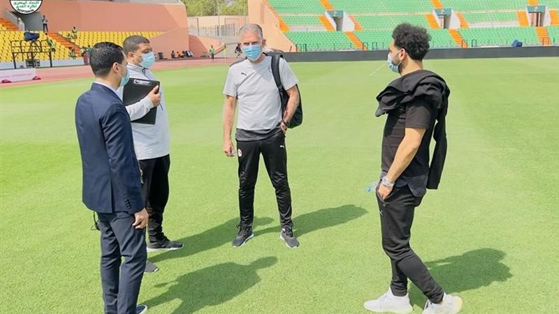 كيروش وصلاح يتفقدان