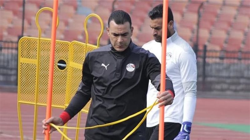 عصام الحضري