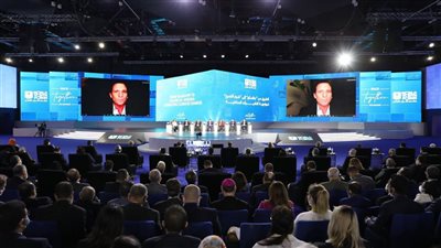 بيل واير يشارك في جلسة 