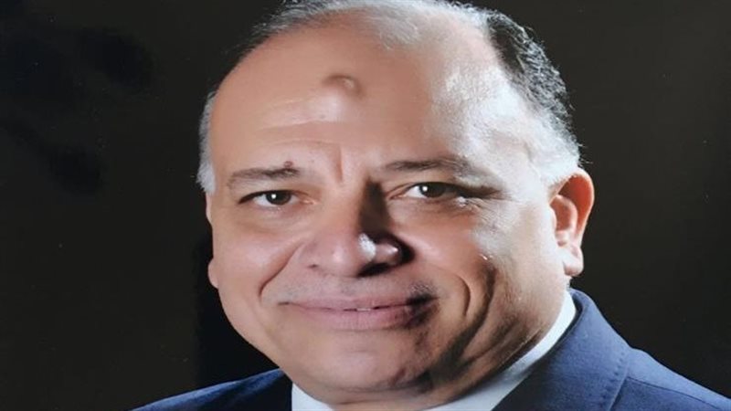 رئيس القابضة للمطارات
