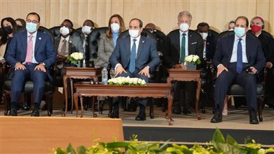 بحضور السيسي.. انطلاق جلسة تجارب تنموية في مواجهة الفقر بمنتدى شباب العالم