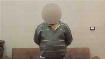 الأمن يكشف ملابسات فيديو شخص يتجول بسلاح أبيض ودرع معدني بالإسكندرية