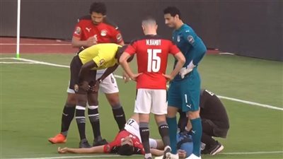 بعد إصابة أكرم توفيق بالصليبي.. هل يحق لمنتخب مصر استبداله؟