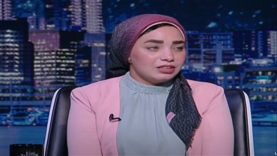 جاب لأمي السكر وهخليه عبرة.. معلمة الدقهلية توجه رسالة شديدة اللهجة لمصور فيديو الرقص