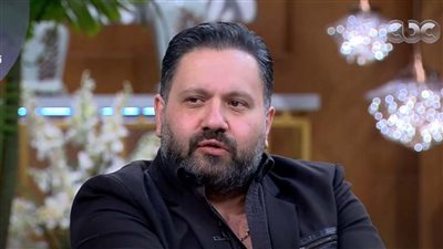 إدوارد ينضم لقائمة مصابي النجوم بفيروس كورونا