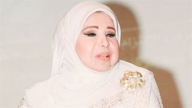 الفنانة مديحة كامل