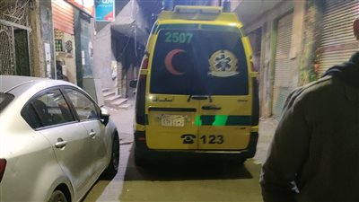 لحظة موجعة.. صراخ وبكاء أهالي أسرة إمبابة ضحايا تسريب الغاز | فيديو