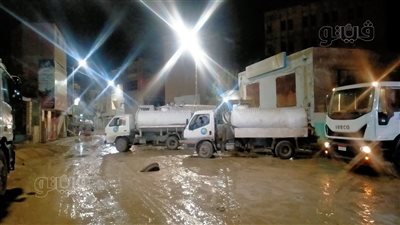 الدفع بـ8 سيارات لشفط المياه بعد غرق الجمعية الزراعية بالباجور| صور