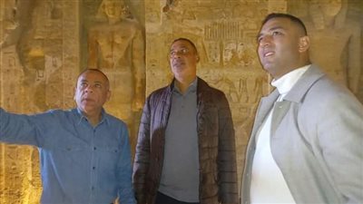 أسطورة كرة القدم الهولندية رود خوليت يزور آثار سقارة | صور 