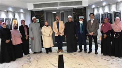 محافظ أسوان يطلق إشارة بدء القافلة الدعوية والتوعوية الثانية للواعظات | صور