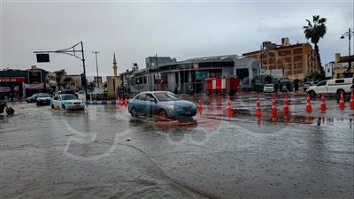 تراكم مياه الأمطار بشوارع مطروح| فيديو