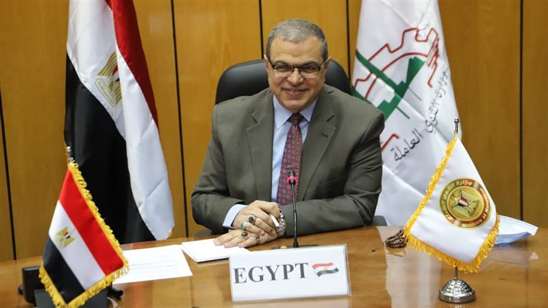 وزير القوى العاملة