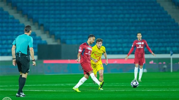 تعادل القادسية وضمك 1-1 في الدوري السعودي وهلال يكتسح الخلود بسداسية