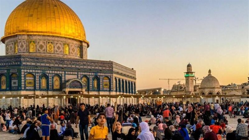  إعادة فتح المسجد