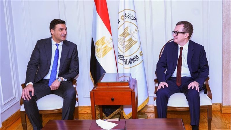 اجتماع وزير التخطيط