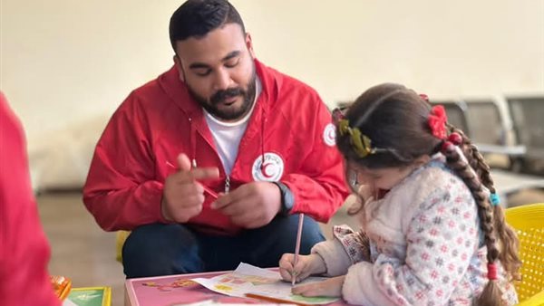 الهلال الأحمر يطلق قافلة المساعدات 174 إلى غزة ويستعد لاستقبال المصابين الفلسطينيين