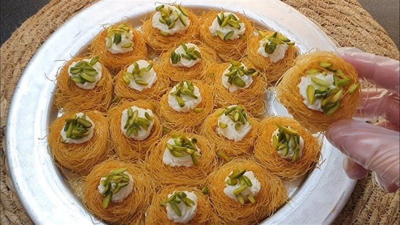 كنافة عش البلبل بالكريمة