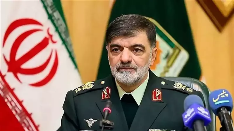  قائد الشرطة الإيرانية