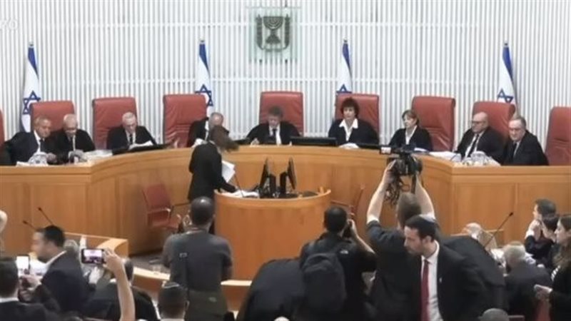 قاعة المحكمة، فيتو