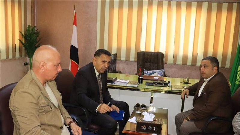 محافظ القليوبية خلال