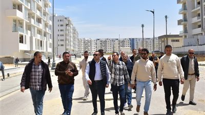 جولة موسعة لرئيس جهاز العلمين الجديدة لمتابعة تنفيذ المشروعات