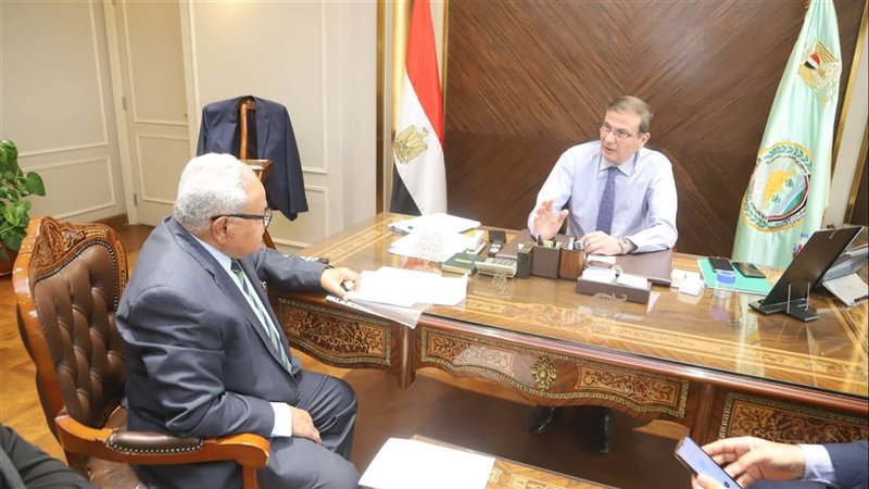 اجتماع وزير الزراعة