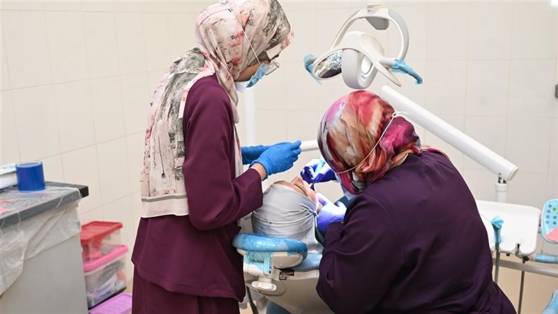 اليوم العالمي للأسنان