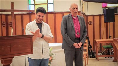 رئيس الأساقفة: الله حاضر دائما وسط كل الأحداث والظروف
